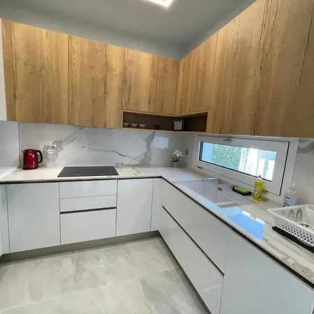 Вилла Family Sofia 4 Bedrooms *