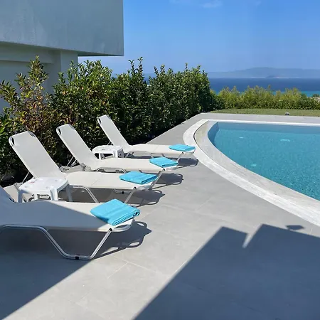 Family Sofia 4 Bedrooms Вилла Ханиоти