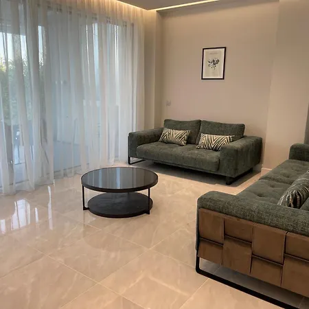 Family Sofia 4 Bedrooms Вилла