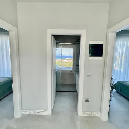 Family Sofia 4 Bedrooms