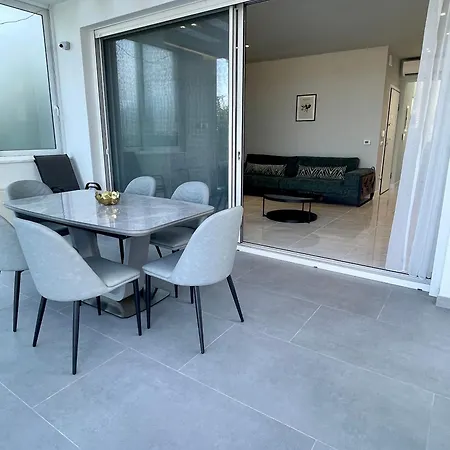 Villa Family Sofia 4 Bedrooms *
