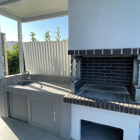Family Sofia 4 Bedrooms חניוטי
